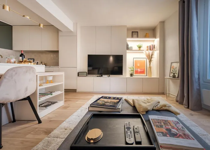 Renovated Saint-germain-des-pres - Le Bon Marche Paris